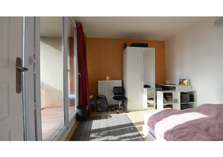 Mieszkanie do wynajęcia - Rue Charpy Creteil, Francja, 80 m², 648 USD (2554 PLN), NET-94835653