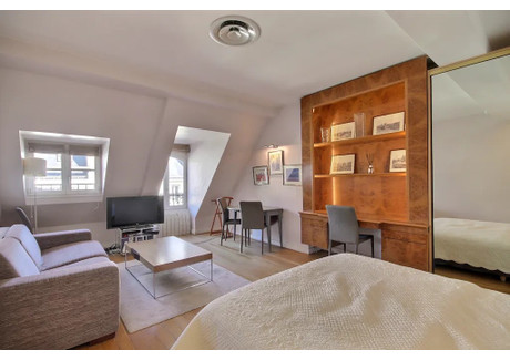 Mieszkanie do wynajęcia - Rue de Berri Paris, Francja, 32 m², 1970 USD (7762 PLN), NET-95142840