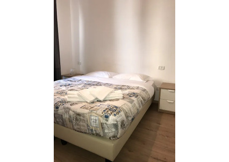 Mieszkanie do wynajęcia - Via Pietro Marocco Milan, Włochy, 160 m², 721 USD (2992 PLN), NET-95170647