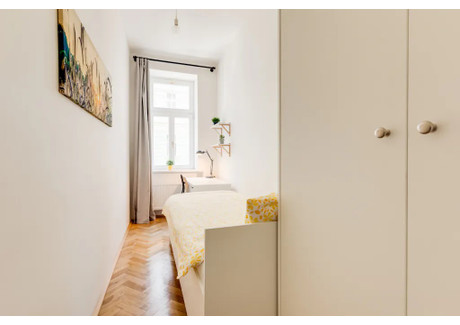 Mieszkanie do wynajęcia - Řehořova Prague, Czechy, 110 m², 756 USD (2978 PLN), NET-95491276