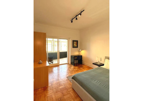 Mieszkanie do wynajęcia - Avenida Almirante Gago Coutinho Lisbon, Portugalia, 155 m², 697 USD (2745 PLN), NET-95491595