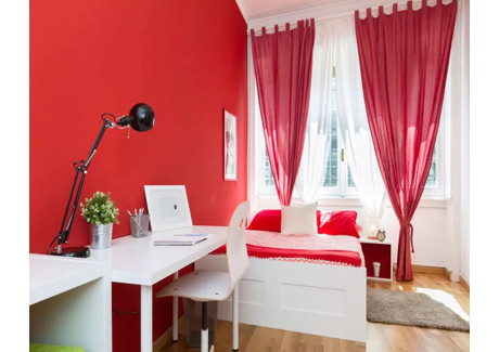 Mieszkanie do wynajęcia - Via Larga Milan, Włochy, 330 m², 1121 USD (4418 PLN), NET-95613971