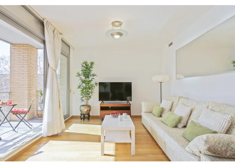 Mieszkanie do wynajęcia - Carrer del Doctor Trueta Barcelona, Hiszpania, 100 m², 4119 USD (16 105 PLN), NET-95638209