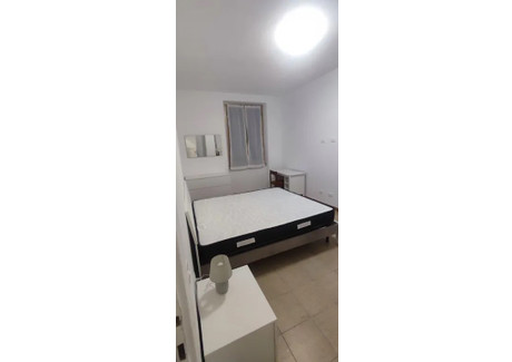 Mieszkanie do wynajęcia - Via Monte Favino Rome, Włochy, 80 m², 574 USD (2352 PLN), NET-95638212