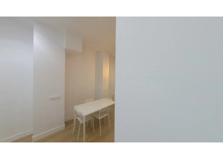 Mieszkanie do wynajęcia - Calle Nicolasa Gómez Madrid, Hiszpania, 40 m², 1534 USD (6184 PLN), NET-95666180