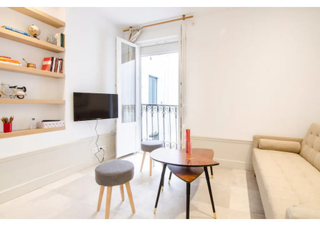 Mieszkanie do wynajęcia - Calle de Valverde Madrid, Hiszpania, 30 m², 3407 USD (13 730 PLN), NET-95922034
