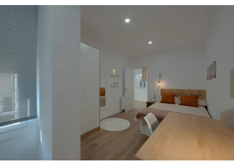 Mieszkanie do wynajęcia - Carrer de Nàpols Barcelona, Hiszpania, 97 m², 923 USD (3552 PLN), NET-95993694