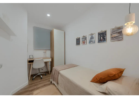 Mieszkanie do wynajęcia - Carrer de Nàpols Barcelona, Hiszpania, 95 m², 851 USD (3353 PLN), NET-95993707