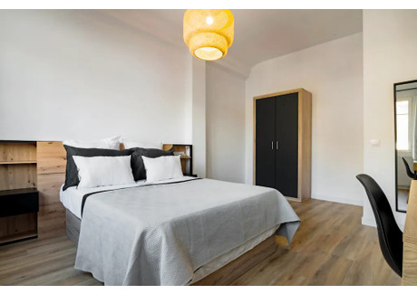 Mieszkanie do wynajęcia - Ronda de Sant Pere Barcelona, Hiszpania, 180 m², 996 USD (4034 PLN), NET-96018106