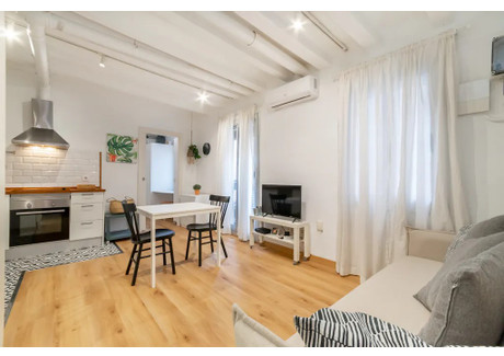 Mieszkanie do wynajęcia - Carrer de Guítert Barcelona, Hiszpania, 32 m², 1499 USD (6012 PLN), NET-96018125