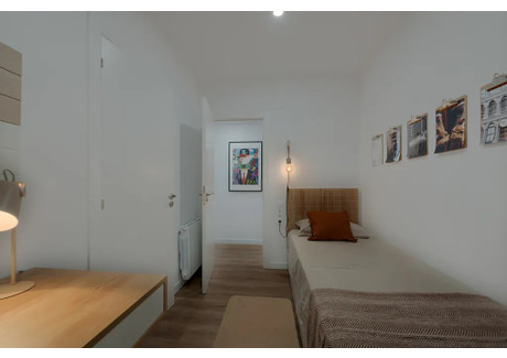 Mieszkanie do wynajęcia - Carrer de Nàpols Barcelona, Hiszpania, 101 m², 923 USD (3638 PLN), NET-96079565