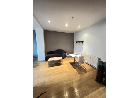 Mieszkanie do wynajęcia - Rue des Commerçants Brussels, Belgia, 40 m², 833 USD (3417 PLN), NET-96184193