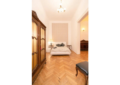 Mieszkanie do wynajęcia - Lovag utca Budapest, Węgry, 98 m², 406 USD (1698 PLN), NET-96319446