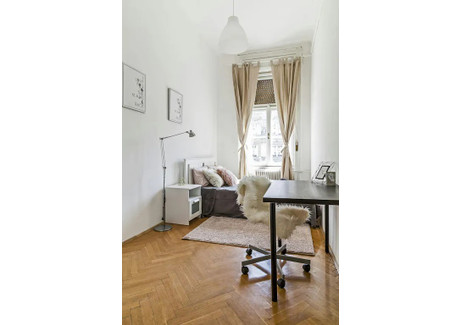 Mieszkanie do wynajęcia - Teréz körút Budapest, Węgry, 125 m², 423 USD (1620 PLN), NET-96319746