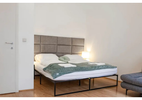 Mieszkanie do wynajęcia - Liebhartsgasse Vienna, Austria, 59 m², 2515 USD (10 135 PLN), NET-96342992