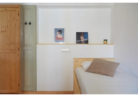 Mieszkanie do wynajęcia - Carrer de l'Encarnació Barcelona, Hiszpania, 140 m², 738 USD (2907 PLN), NET-96542769