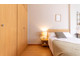 Mieszkanie do wynajęcia - Carrer de Rocafort Barcelona, Hiszpania, 65 m², 814 USD (3208 PLN), NET-96665282