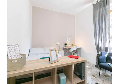 Mieszkanie do wynajęcia - Via Francesco Primaticcio Milan, Włochy, 120 m², 858 USD (3379 PLN), NET-96665335