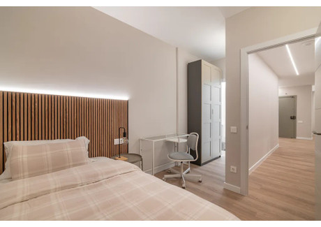 Mieszkanie do wynajęcia - Carrer d'Aragó Barcelona, Hiszpania, 120 m², 1082 USD (4319 PLN), NET-96694592
