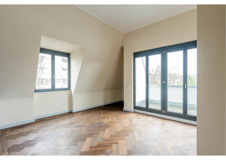 Mieszkanie do wynajęcia - Charlottenbrunner Straße Berlin, Niemcy, 100 m², 2896 USD (11 643 PLN), NET-96746074