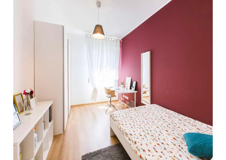 Mieszkanie do wynajęcia - Via Gallarate Milan, Włochy, 100 m², 852 USD (3425 PLN), NET-96746071