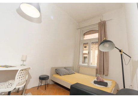 Mieszkanie do wynajęcia - Bródy Sándor utca Budapest, Węgry, 89 m², 322 USD (1269 PLN), NET-96810564