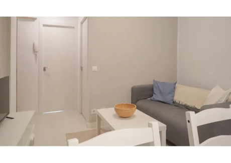 Mieszkanie do wynajęcia - Calle de Bernardina García Madrid, Hiszpania, 50 m², 1393 USD (5601 PLN), NET-96810709