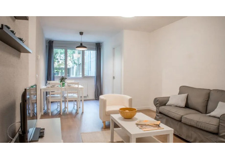 Mieszkanie do wynajęcia - Calle Illescas Madrid, Hiszpania, 74 m², 1733 USD (6830 PLN), NET-96810743