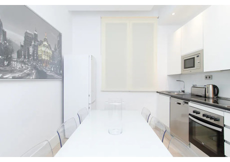 Mieszkanie do wynajęcia - Calle de los Bordadores Madrid, Hiszpania, 130 m², 4213 USD (16 810 PLN), NET-96810812