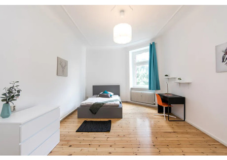 Mieszkanie do wynajęcia - Badensche Straße Berlin, Niemcy, 68 m², 750 USD (3023 PLN), NET-96874384