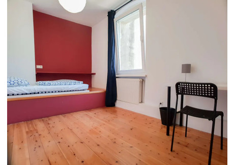 Mieszkanie do wynajęcia - Treskowallee Berlin, Niemcy, 148 m², 676 USD (2723 PLN), NET-96873719