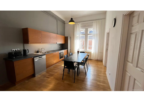 Mieszkanie do wynajęcia - Rottenbiller utca Budapest, Węgry, 127 m², 593 USD (2425 PLN), NET-96930289