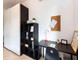 Mieszkanie do wynajęcia - Via Filippino Lippi Milan, Włochy, 220 m², 922 USD (3632 PLN), NET-96957769