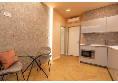 Mieszkanie do wynajęcia - Via Francesco Daverio Milan, Włochy, 40 m², 2039 USD (8197 PLN), NET-96958234