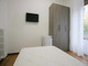 Mieszkanie do wynajęcia - Piazza Maria Adelaide di Savoia Milan, Włochy, 160 m², 1023 USD (4143 PLN), NET-97023706