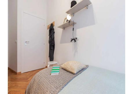 Mieszkanie do wynajęcia - Via Frejus Turin, Włochy, 90 m², 456 USD (1797 PLN), NET-97081757