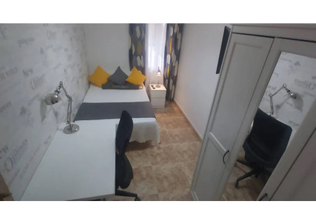 Mieszkanie do wynajęcia - Calle del Puerto Alto Madrid, Hiszpania, 95 m², 487 USD (2019 PLN), NET-97081947