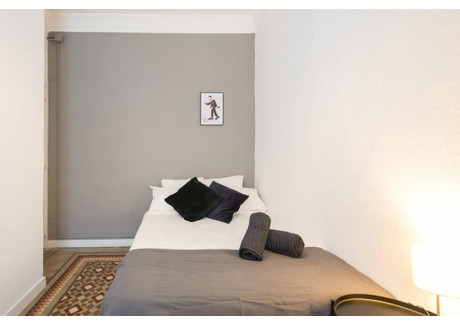 Mieszkanie do wynajęcia - Calle de Cedaceros Madrid, Hiszpania, 220 m², 705 USD (2778 PLN), NET-97111294