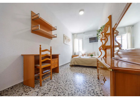Mieszkanie do wynajęcia - Carrer Caudiel Valencia, Hiszpania, 70 m², 449 USD (1792 PLN), NET-97137781