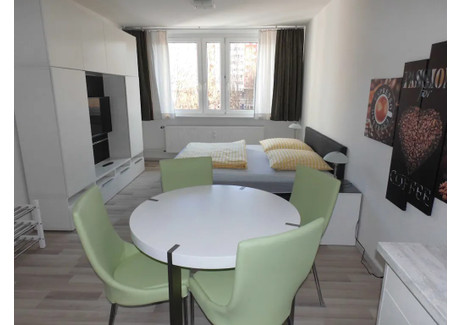 Mieszkanie do wynajęcia - Rochstraße Berlin, Niemcy, 30 m², 1304 USD (5140 PLN), NET-97161258