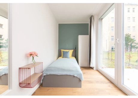 Mieszkanie do wynajęcia - Nazarethkirchstraße Berlin, Niemcy, 69 m², 739 USD (2980 PLN), NET-97188498