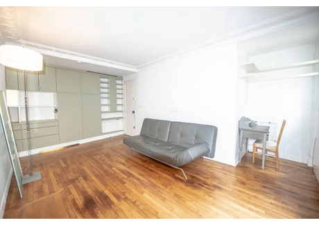 Mieszkanie do wynajęcia - Avenue Junot Paris, Francja, 52 m², 2174 USD (8566 PLN), NET-97197790