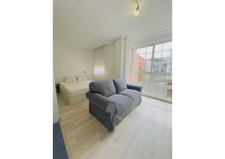 Mieszkanie do wynajęcia - Calle Esperanza Sánchez Carrascosa Madrid, Hiszpania, 35 m², 1245 USD (4880 PLN), NET-97319007