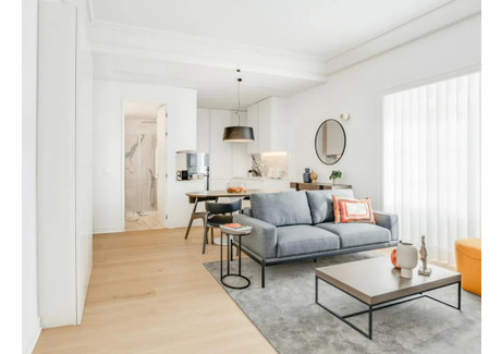 Mieszkanie do wynajęcia - Avenida António Augusto de Aguiar Lisbon, Portugalia, 61 m², 2712 USD (10 874 PLN), NET-97319192