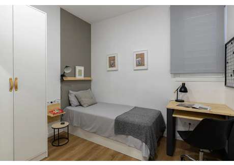 Mieszkanie do wynajęcia - Carrer de Balmes Barcelona, Hiszpania, 134 m², 1115 USD (4482 PLN), NET-97349727