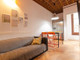 Mieszkanie do wynajęcia - Carrer de Santa Anna Barcelona, Hiszpania, 250 m², 804 USD (3280 PLN), NET-97381312