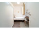 Mieszkanie do wynajęcia - Carrer de Santa Anna Barcelona, Hiszpania, 400 m², 703 USD (2834 PLN), NET-97382030