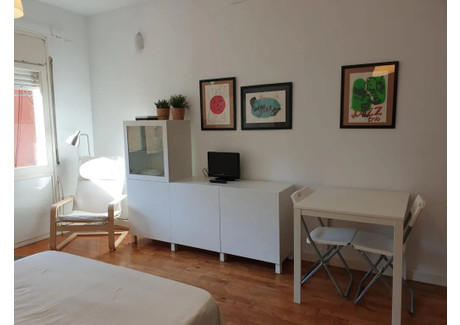 Mieszkanie do wynajęcia - Carrer del Comte de Güell Barcelona, Hiszpania, 28 m², 1089 USD (4366 PLN), NET-97405244