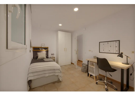 Mieszkanie do wynajęcia - Carrer de Balmes Barcelona, Hiszpania, 124 m², 1214 USD (4870 PLN), NET-97405352