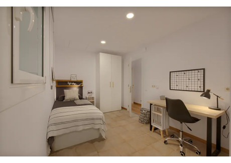 Mieszkanie do wynajęcia - Carrer de Balmes Barcelona, Hiszpania, 131 m², 1179 USD (4811 PLN), NET-97405388